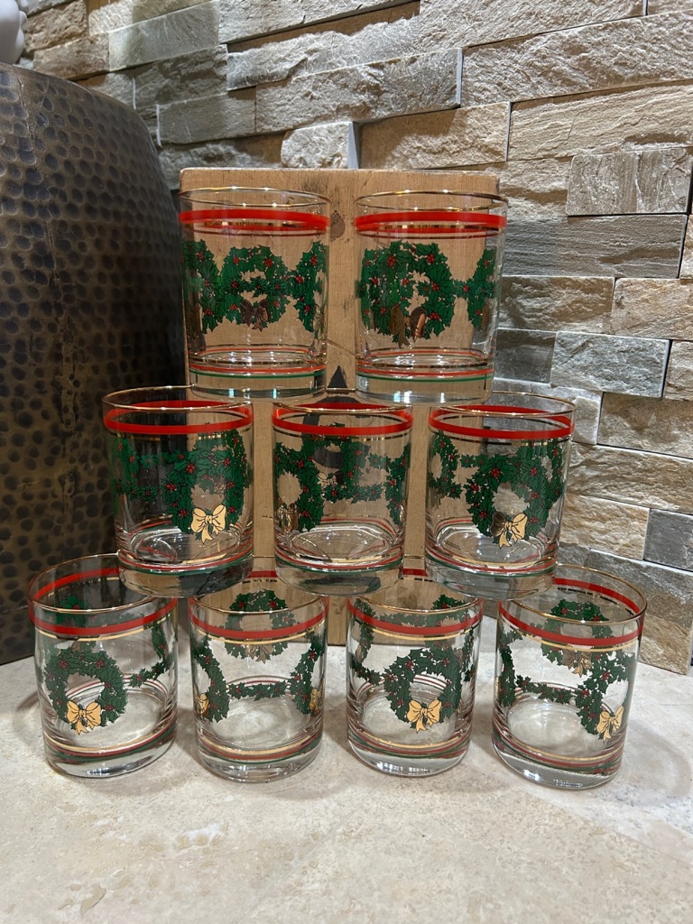 Set of 9 Vintage LIBBEY Holly Wreath Rocks Glasses Glassware Drinkware